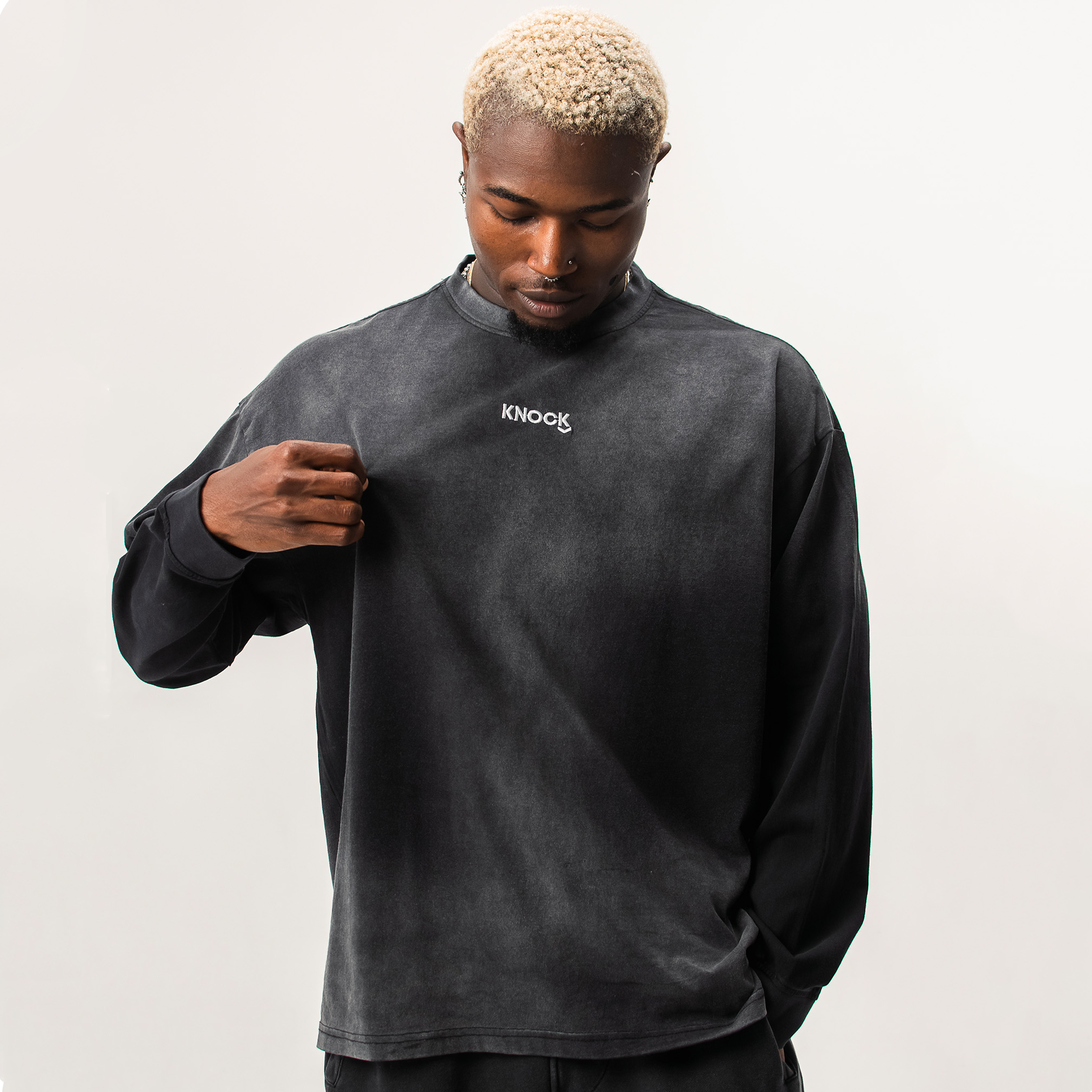 LONG-SLEEVE VINTAGE  BRICKBOUND TOP