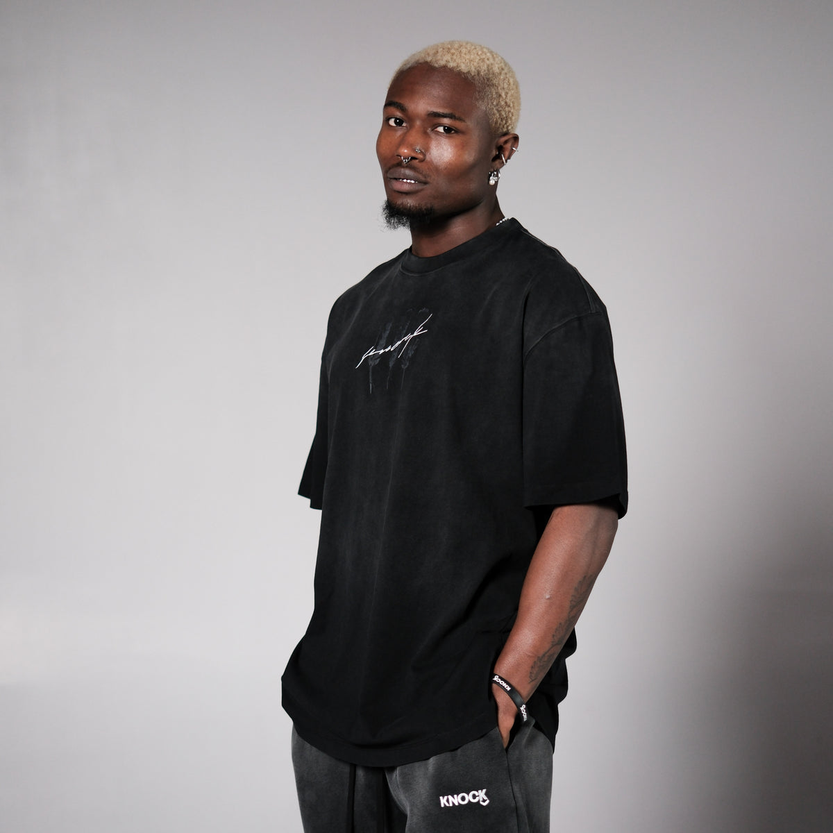 ONE BLOOD VINTAGE BLACK TEE