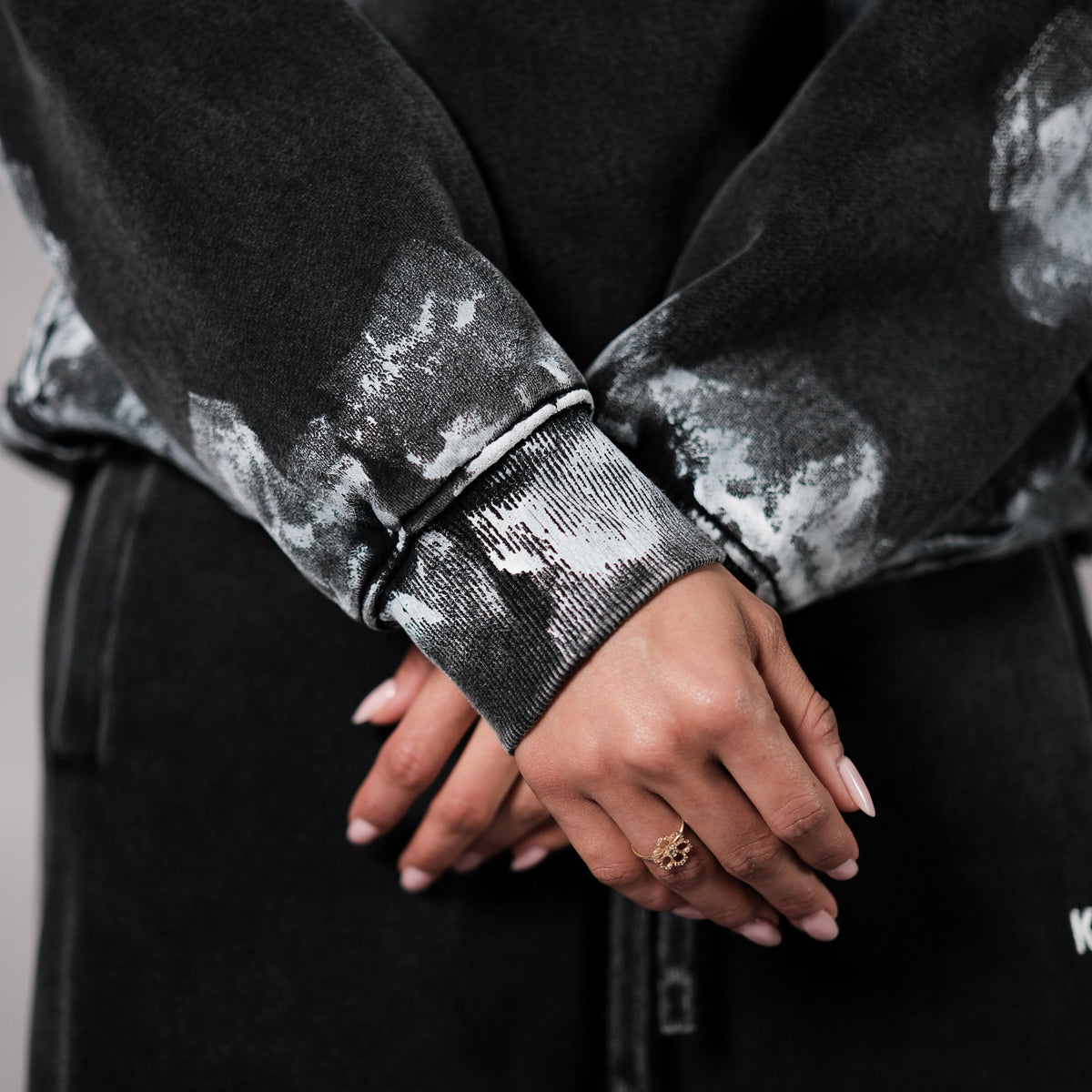 RAW CANVAS OVERSIZED HOODIE BLACK