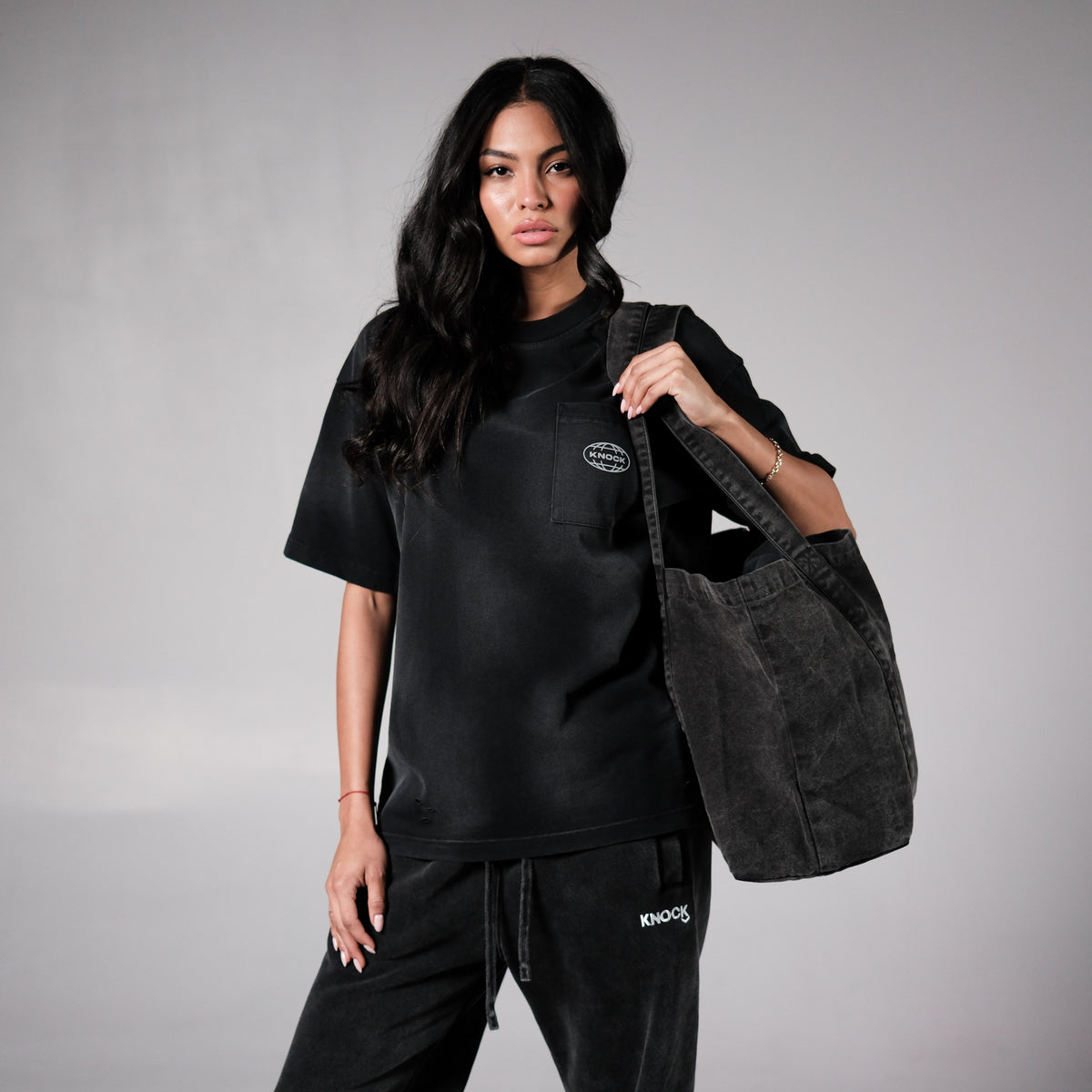 VINTAGE BLACK TOTE BAG