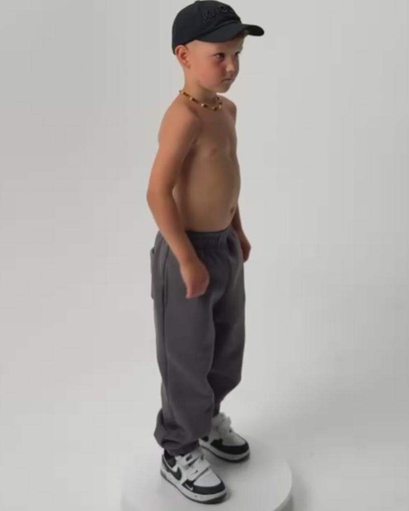 Load video: KIDS JOGGERS GREY