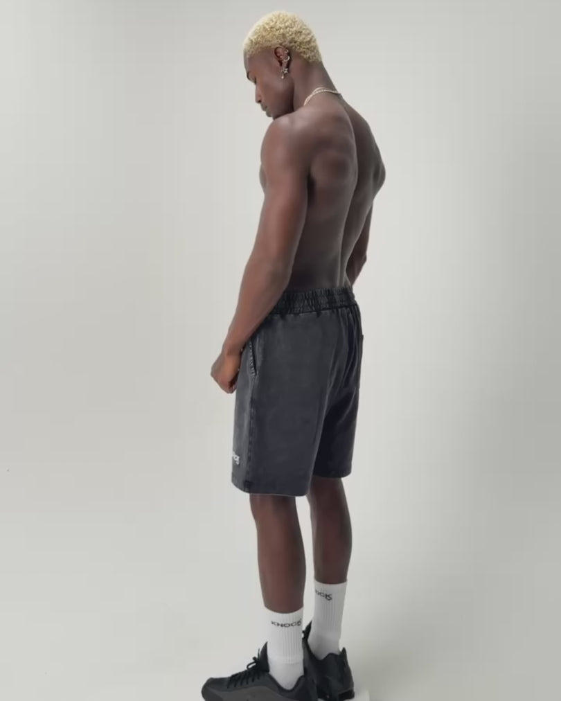 Load video: VINTAGE SHORTS