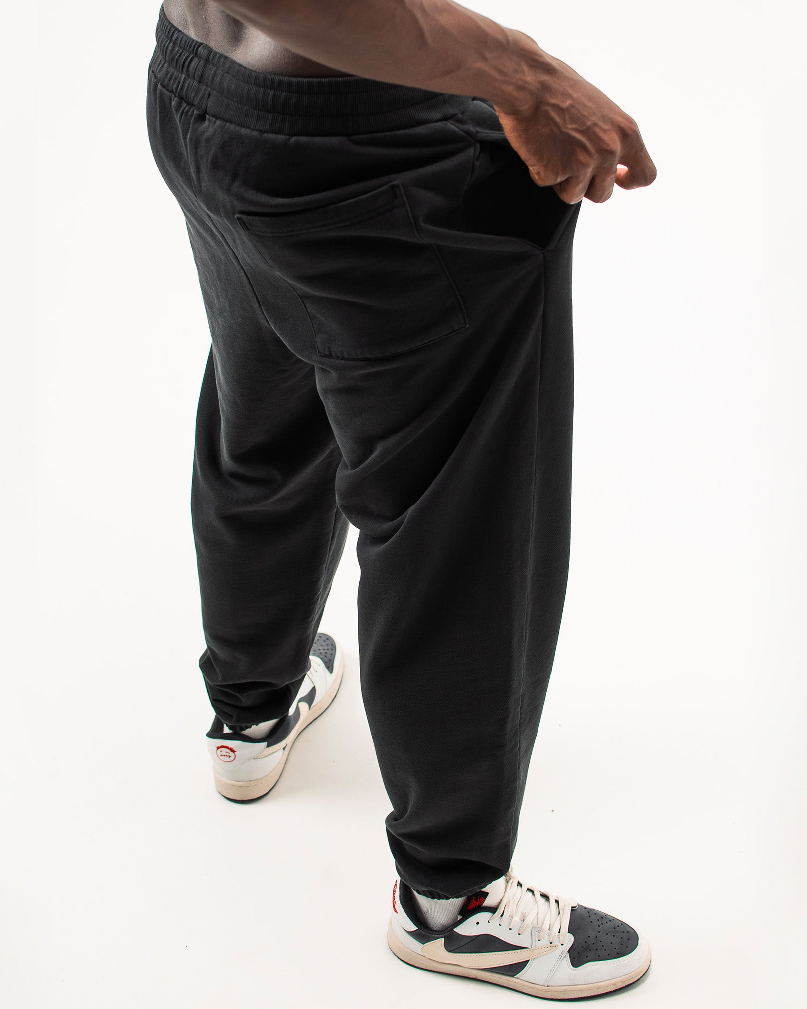 CUFFED BLACK VINTAGE TERRY JOGGERS